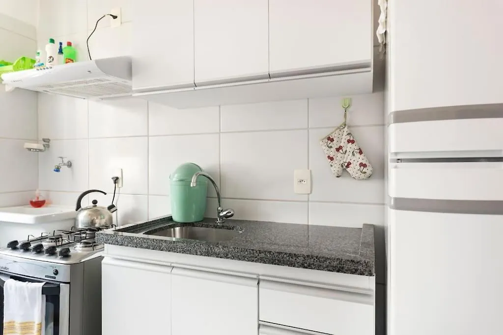 Apartamento Agradavel De Dois Quartos, Perto Do Aeroporto E Praia De Boa Viagem. レシフェ