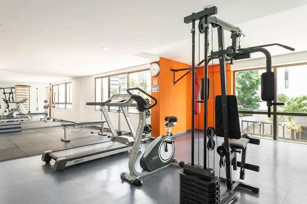 Apartamento Agradavel De Dois Quartos, Perto Do Aeroporto E Praia De Boa Viagem. レシフェ 0*,